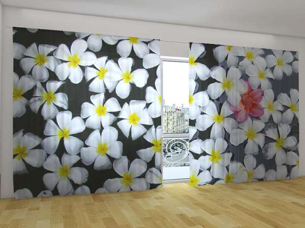 Rideau grand format : FLEURS TROPICALES SUR FOND NOIR