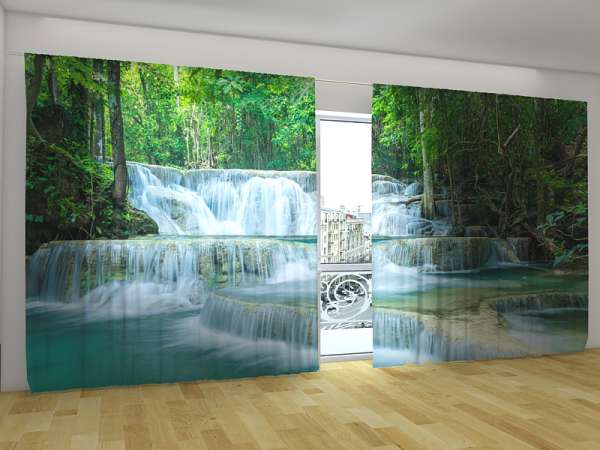Rideau grand format : CASCADE EN THAÏLANDE