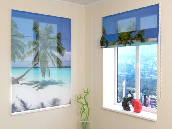 Store Romain : PLAGE DE SABLE AVEC PALMIERS