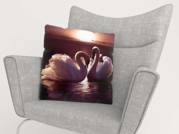 Housse de coussin : CYGNES AU COUCHER DU SOLEIL