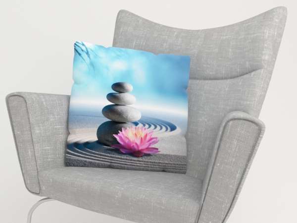 Housse de coussin : LYS SUR LE SABLE